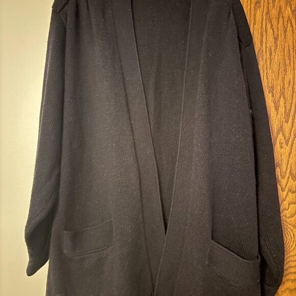 KATHY WHITE Open Black Color Cardigan with Pockets (2x) - Picture 13 of 16